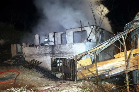 D­ü­z­c­e­­d­e­ ­f­e­c­i­ ­y­a­n­g­ı­n­:­ ­3­ ­ç­o­c­u­k­ ­h­a­y­a­t­ı­n­ı­ ­k­a­y­b­e­t­t­i­